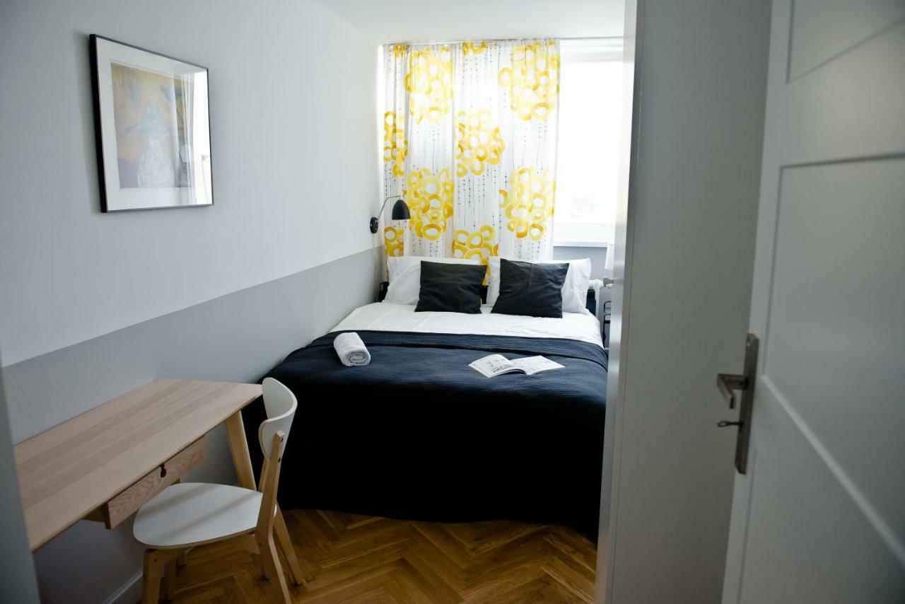 Apartament Chlodna Near To City Center Apartman Varsó Kültér fotó